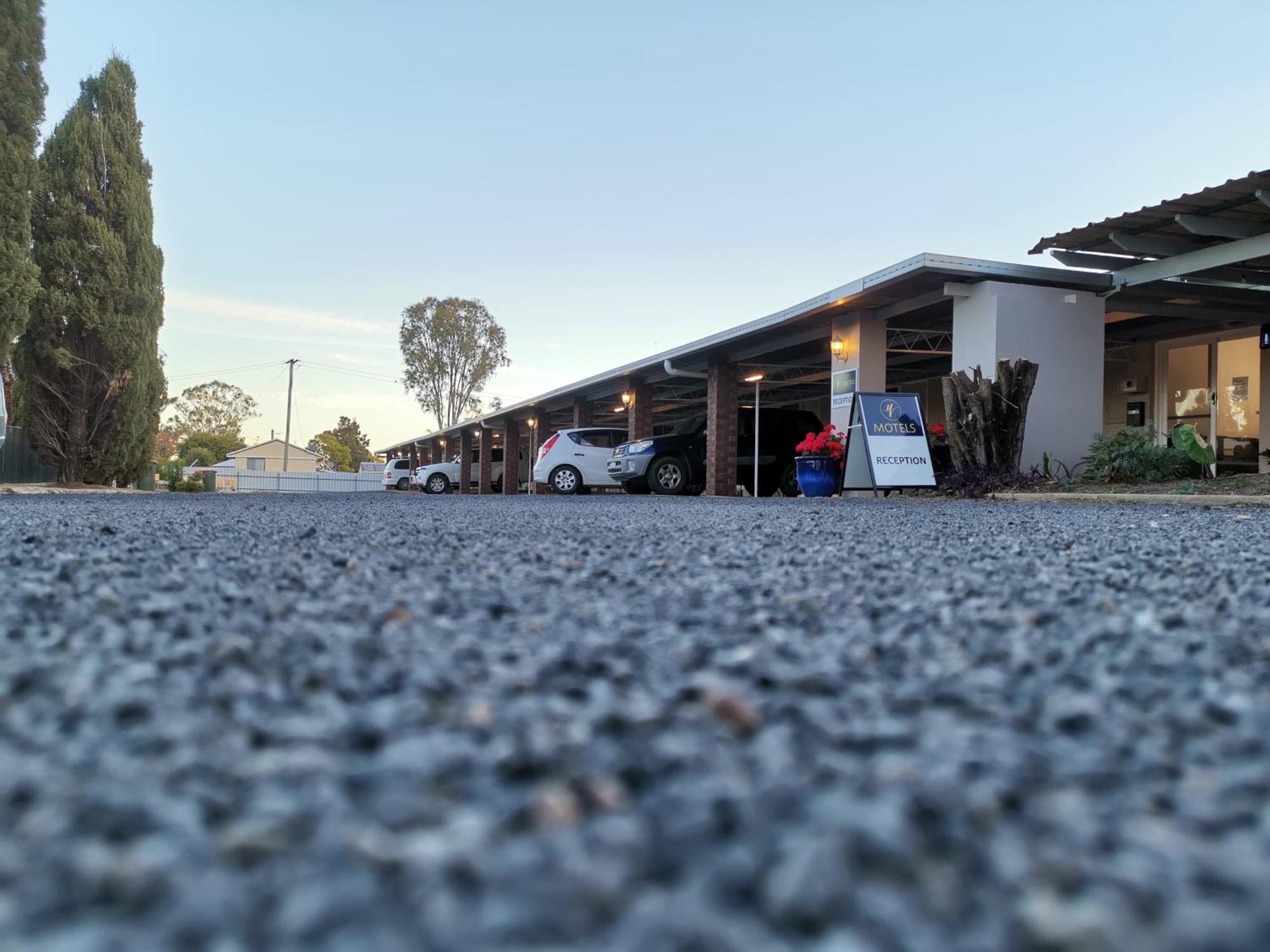 Motel Holliday Kingaroy Exterior foto